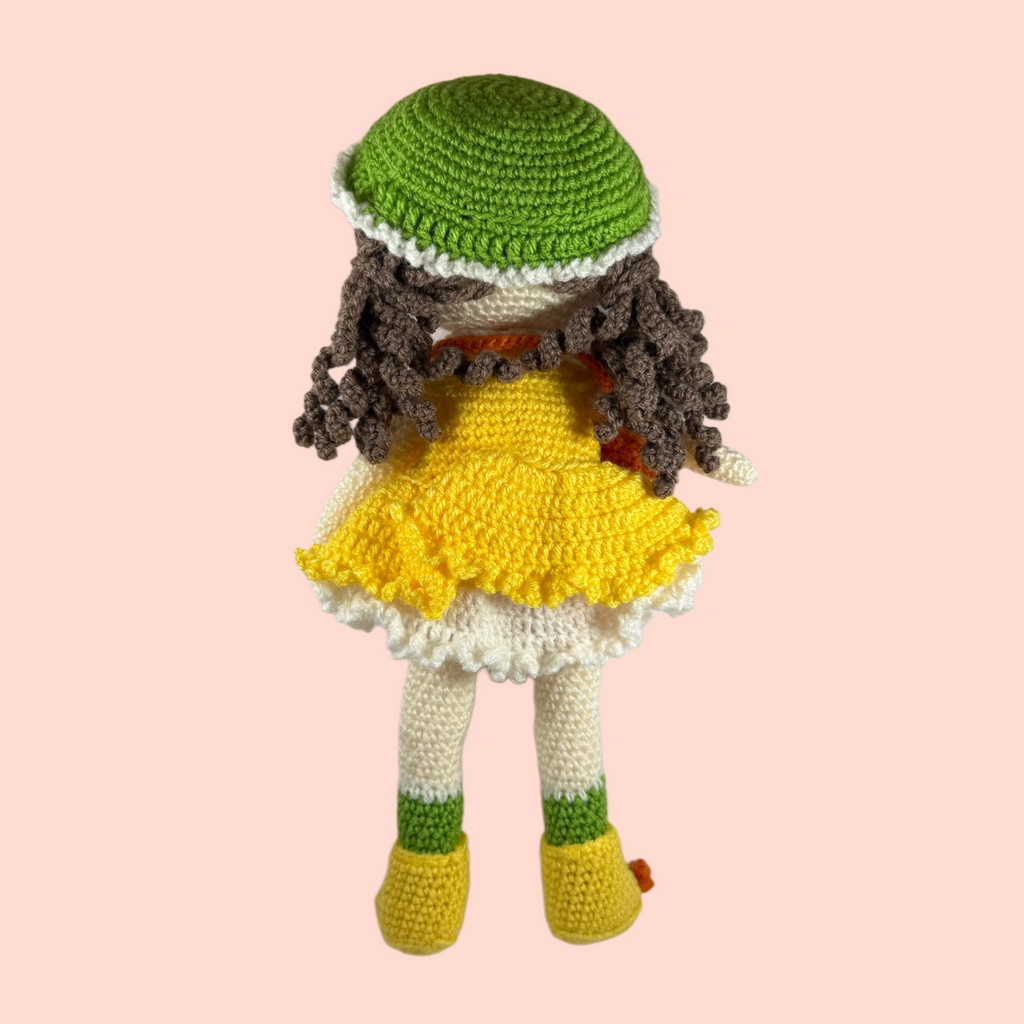 BAMBINA DI LANA FATTA A MANO